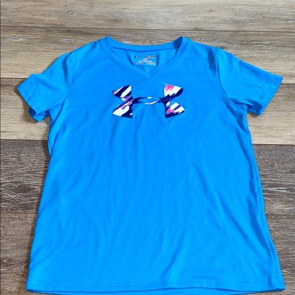 Under Armour Tee Size Medium - Picture 2 of 4